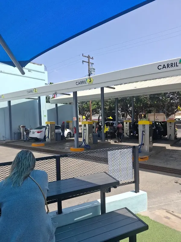 Lemon Car Wash