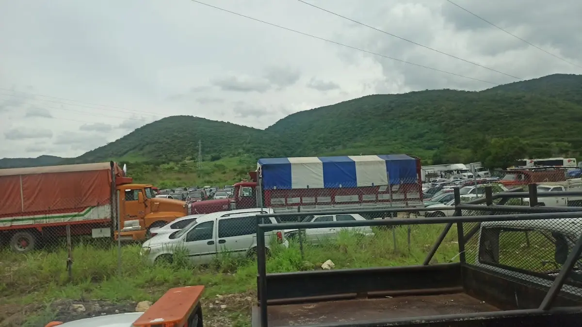 Gruas Red Hill
