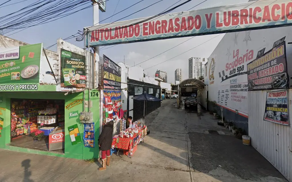 Servicio TOKIO Autolavado y Engrasado