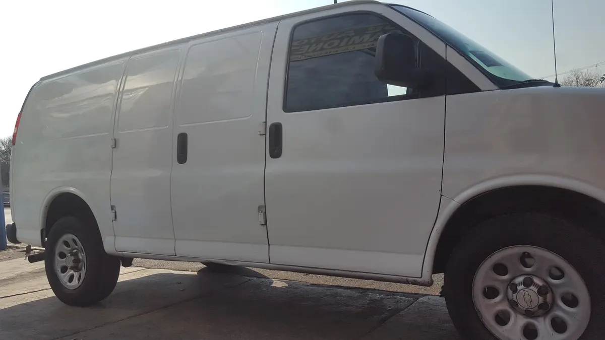 RENTAFACIL autos y camionetas