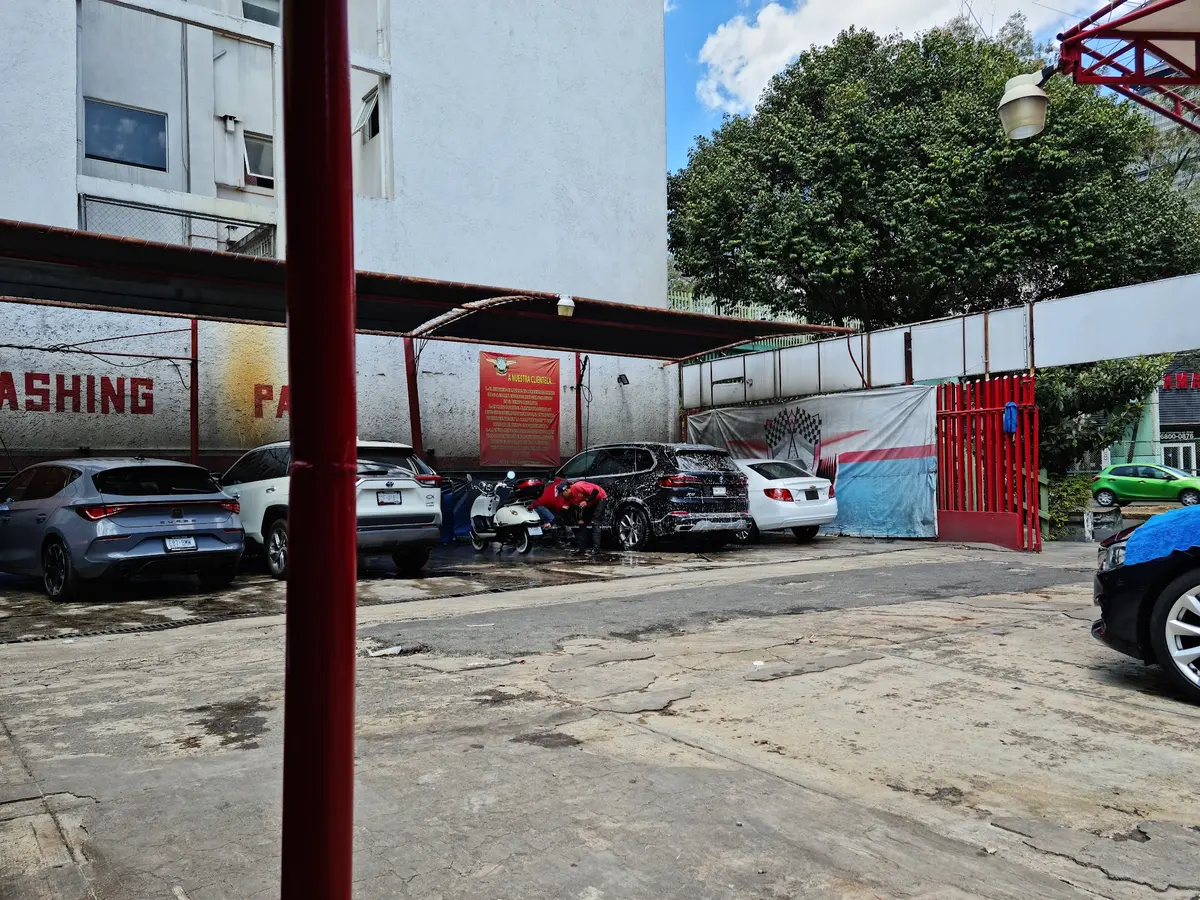 WASHING PARK CARWASH — foto 3 de 3