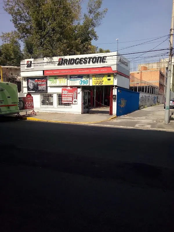 Hiperllantas la Ola Llantera Bridgestone