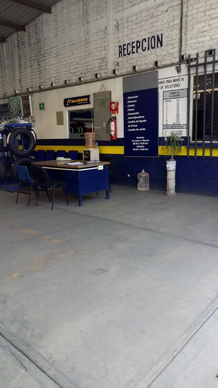 Llantera Alliance Goodyear