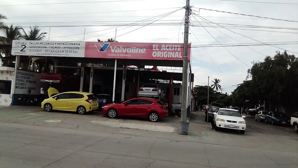 Grúas Los 2 Hermanos Taller Mecánico