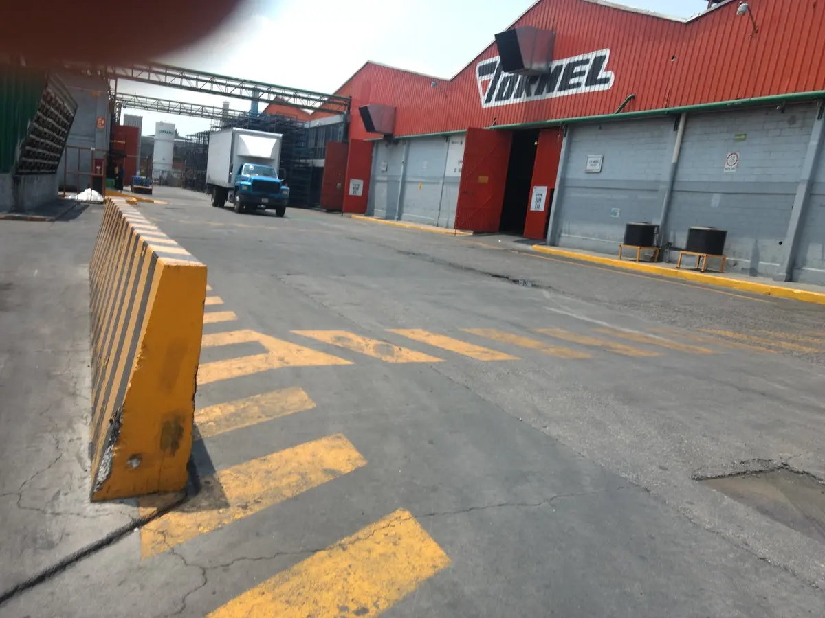 Tornel Empresa Llantera — foto 3 de 3