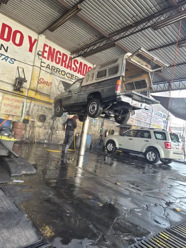 SERVICIO DE LAVADO Y ENGRASADO OLALDE