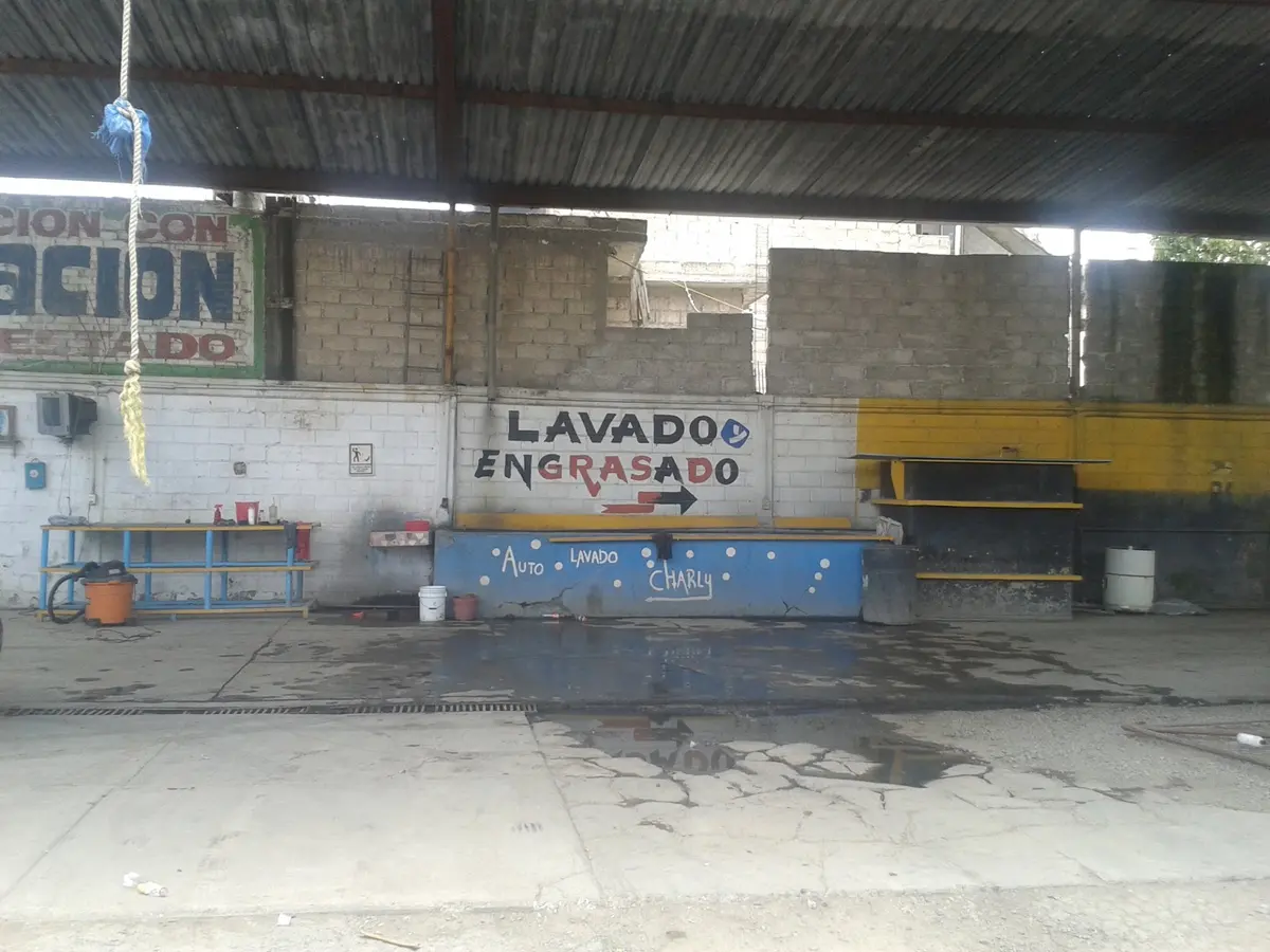 Servicio de Lavado y Engrasado "Charly"