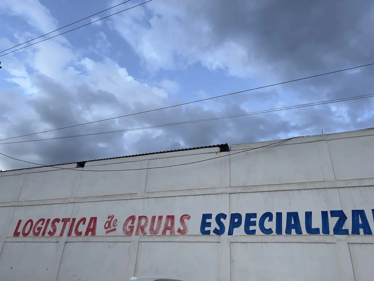 Grúas y Transportes Bolaños