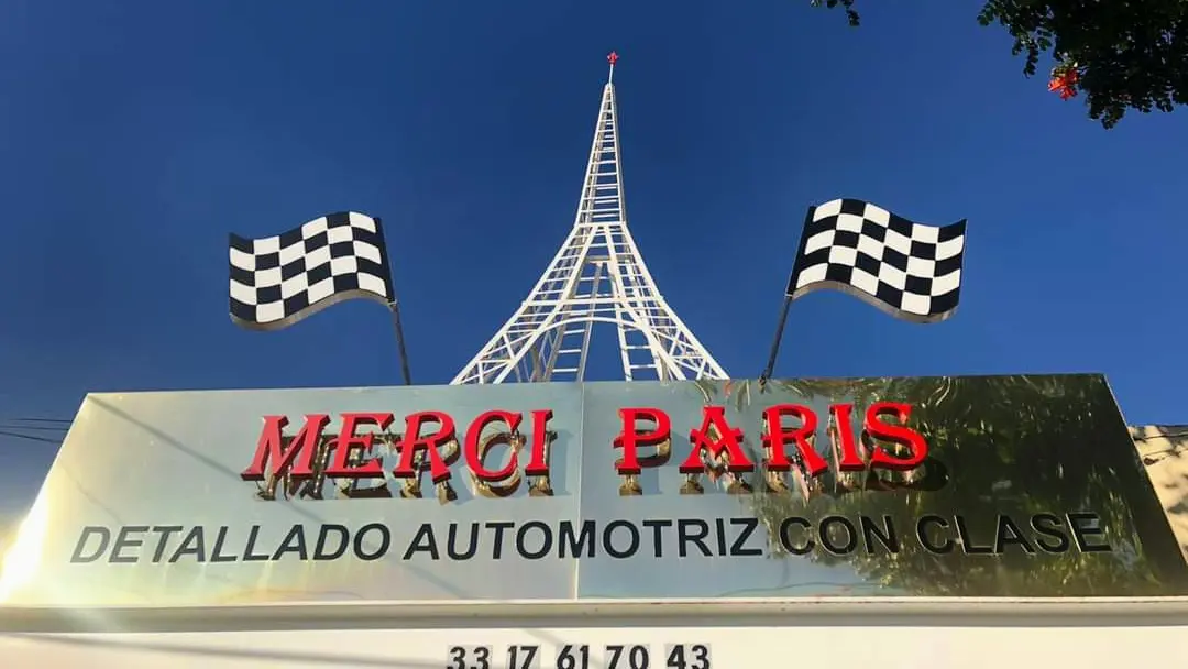 MERCI PARÍS Detallado