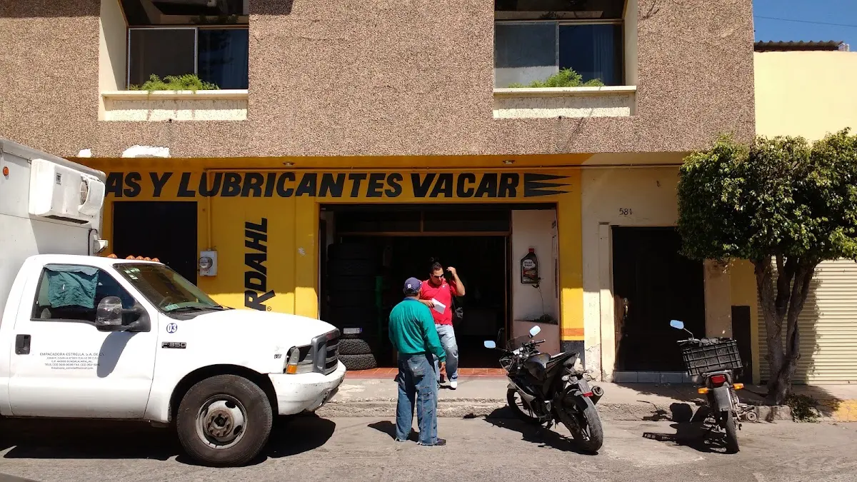 VACAR LLANTAS