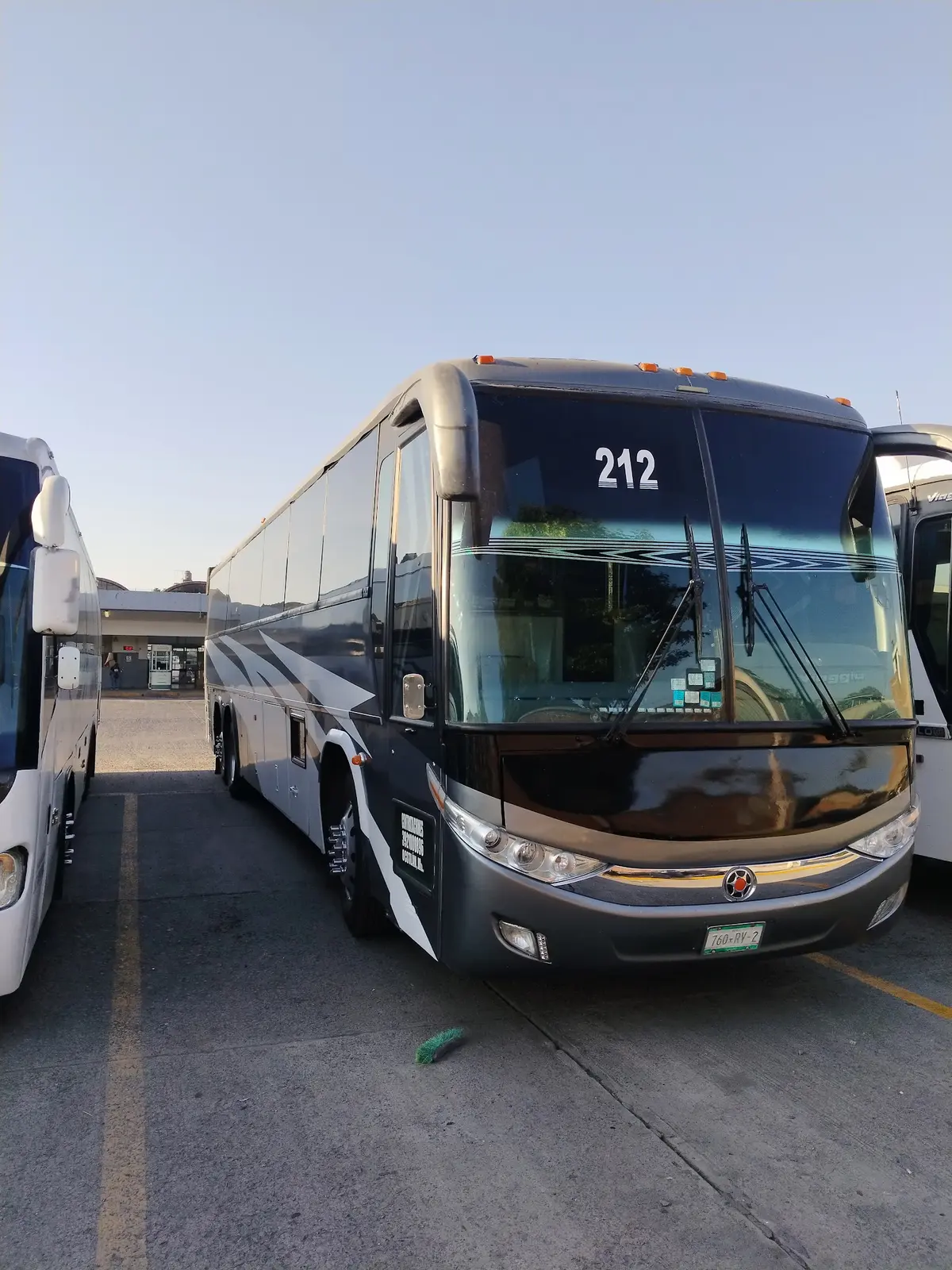 Renta de autobuses y camionetas de turismo cesar tours