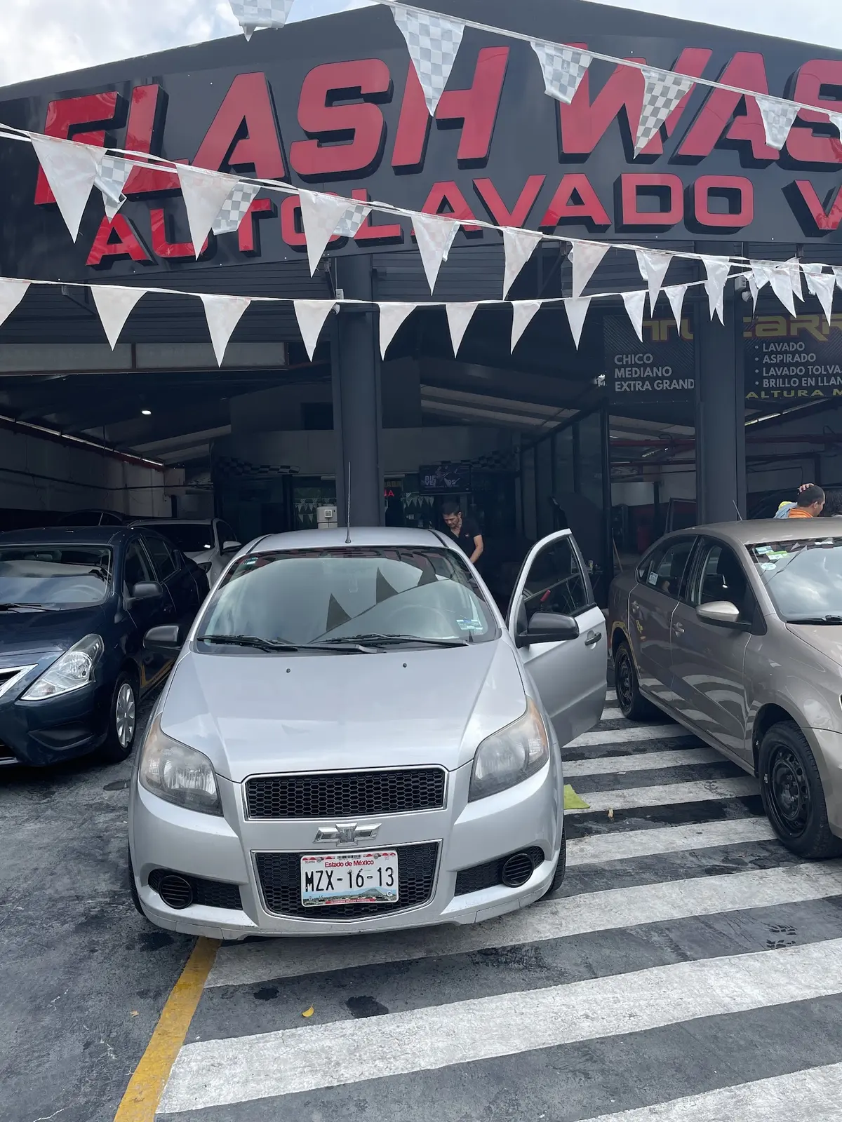 Autolavado & Detallado Flash Wash VIP - "Don´t Drive Dirty" — foto 3 de 3
