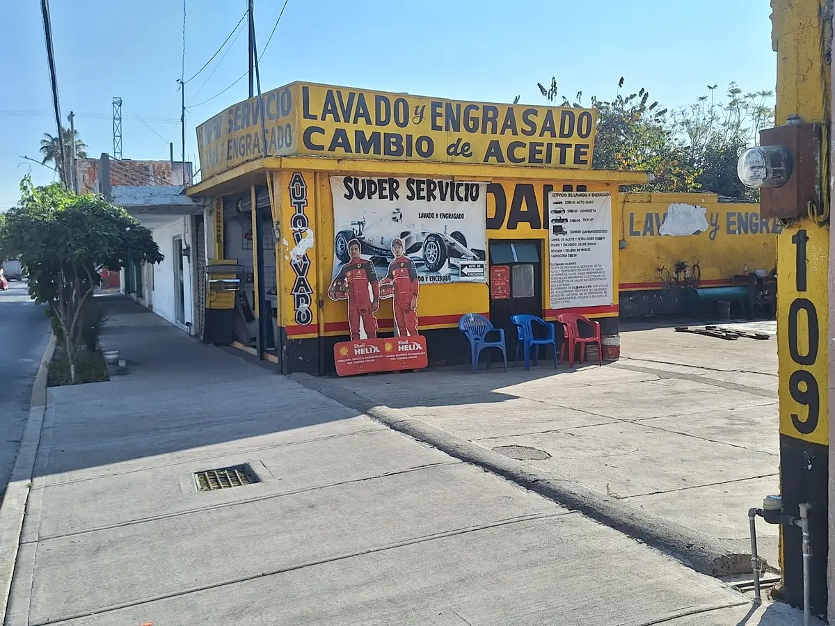 super servicio lavado y engrasado