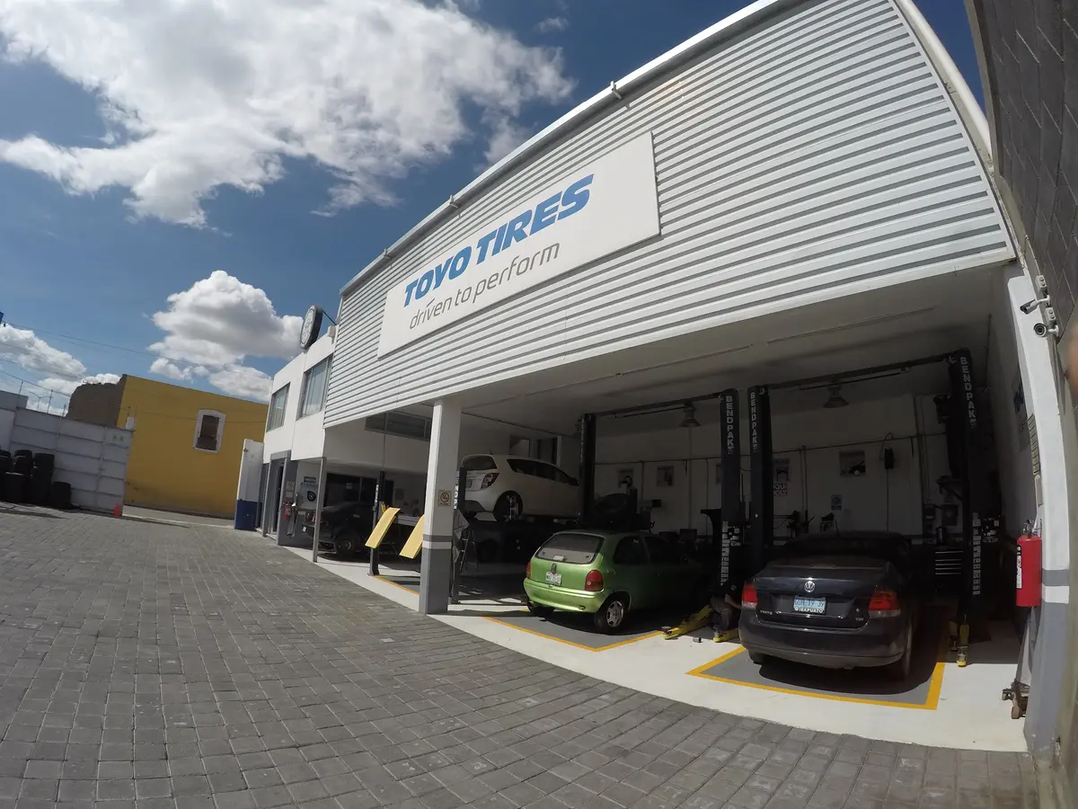 Toyo Tires JC Automotriz Cholula Puebla — foto 2 de 3