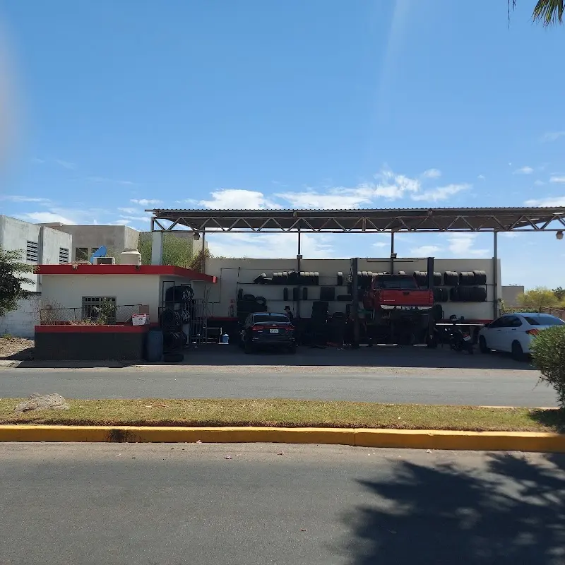 Llantera y Servicios CORONA