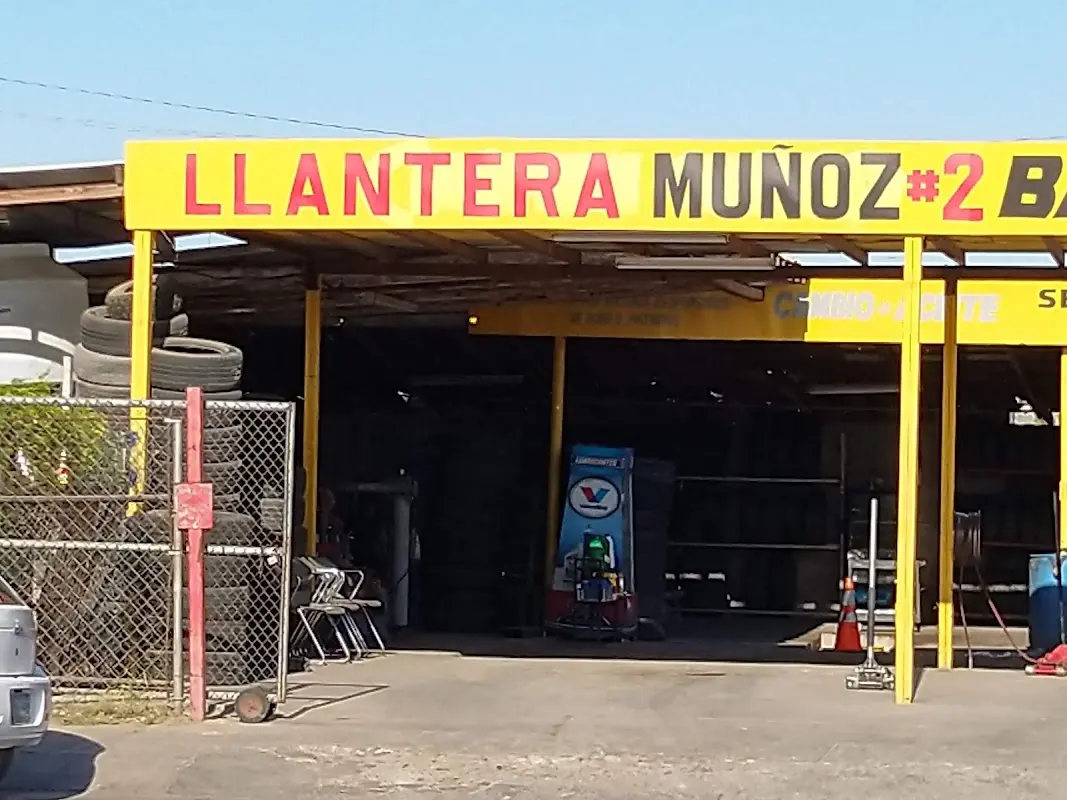 Llantera Muñoz #2
