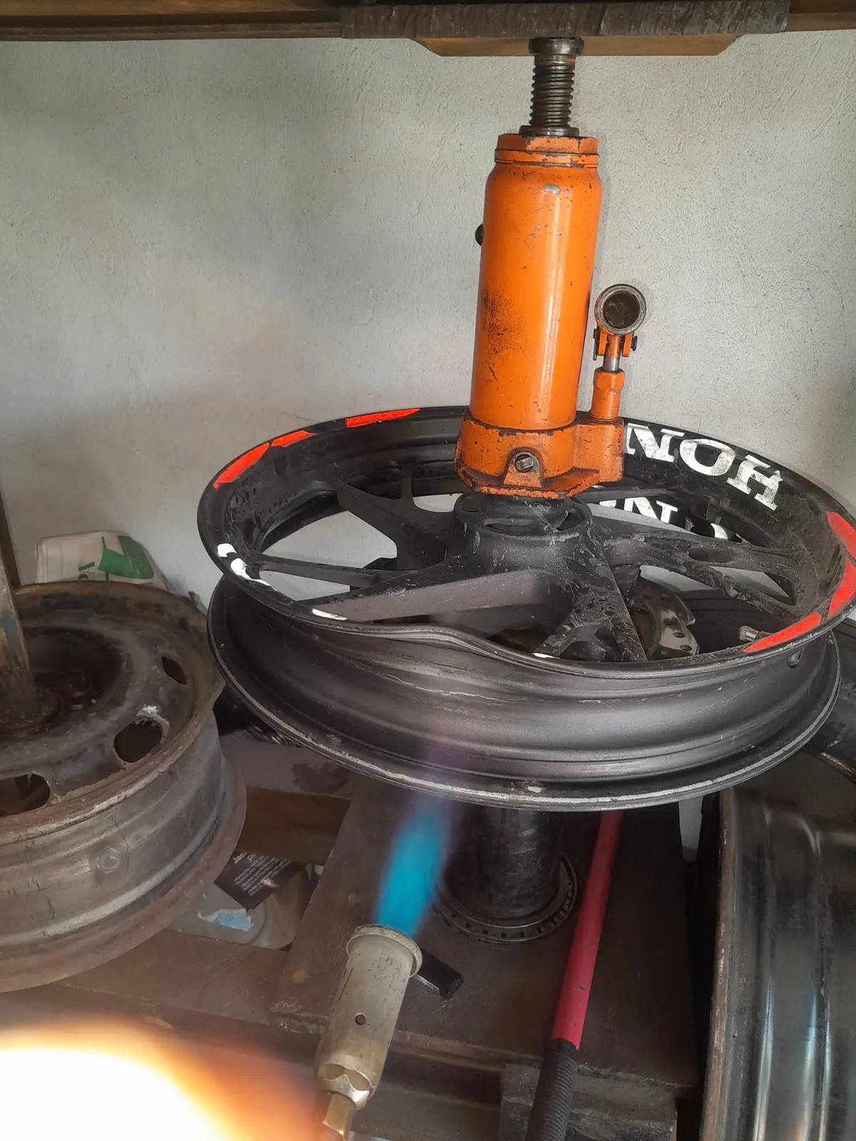 REPARACION DE RINES CHARLY S