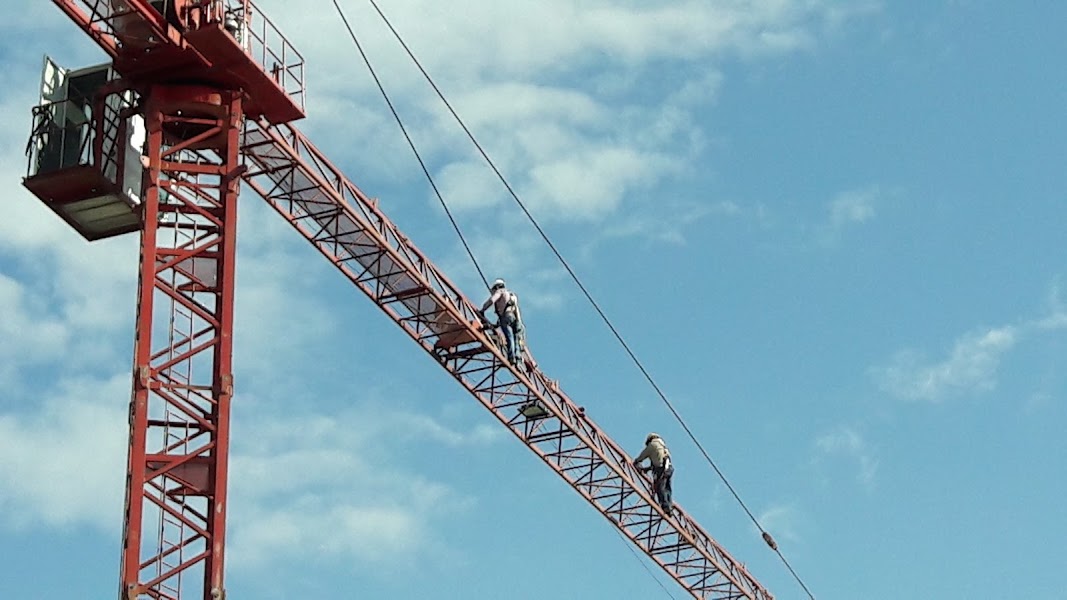 Servicios Técnicos En Grúas .